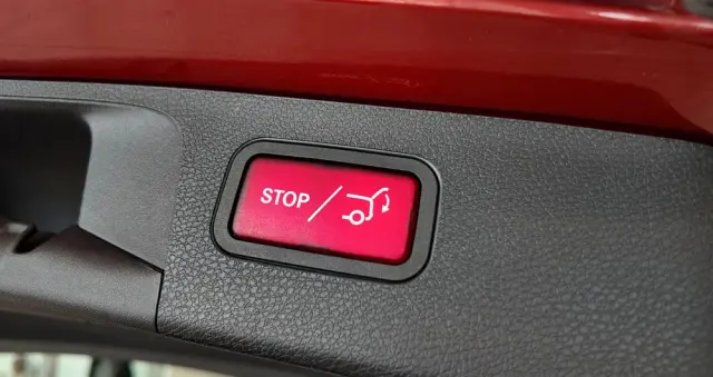 MERCEDES-BENZ Klasa E 220 d 9G-TRONIC