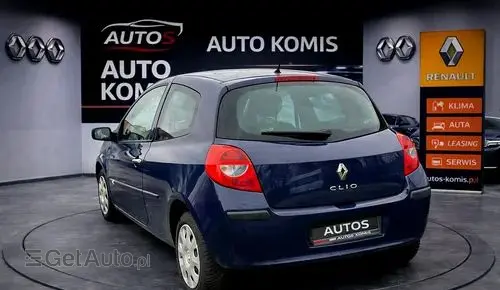 RENAULT Clio 