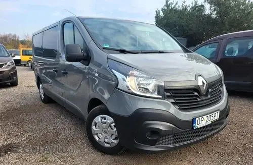 RENAULT Trafic 
