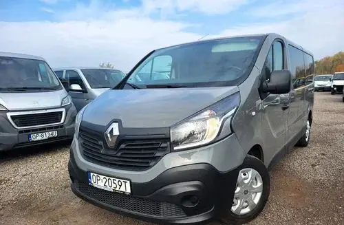 RENAULT Trafic 
