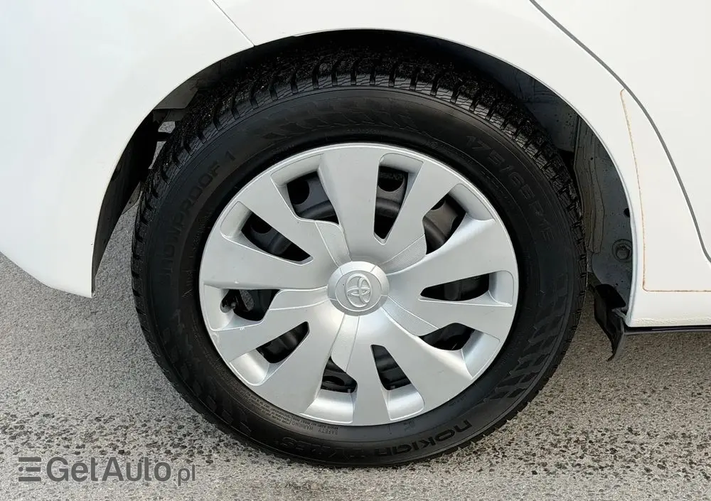 TOYOTA Yaris 1.0 Life