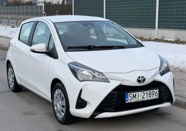 TOYOTA Yaris 1.0 Life