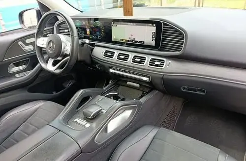 MERCEDES-BENZ GLE 