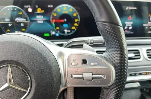MERCEDES-BENZ GLE 
