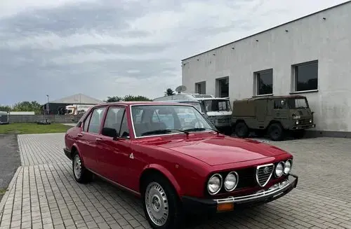 ALFA ROMEO Alfetta 