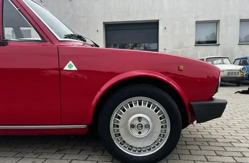 ALFA ROMEO Alfetta 