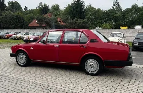 ALFA ROMEO Alfetta 