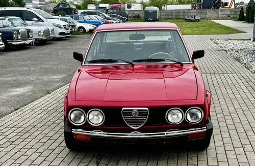 ALFA ROMEO Alfetta 