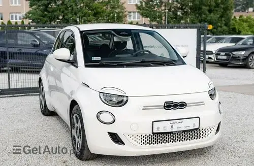 FIAT 500e 