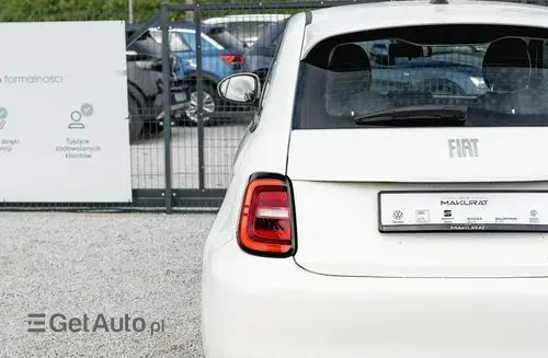 FIAT 500e 