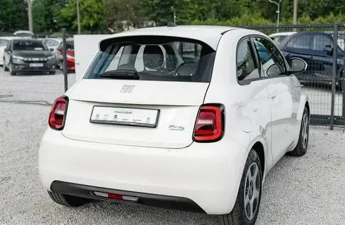 FIAT 500e 