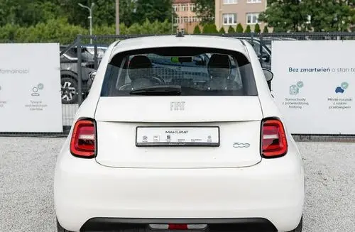 FIAT 500e 
