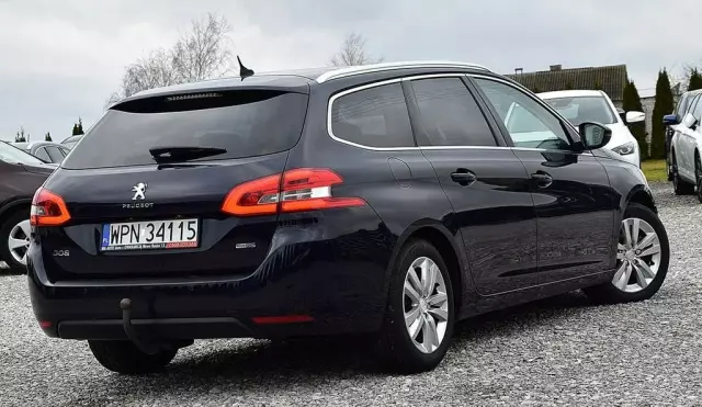 PEUGEOT 308 
