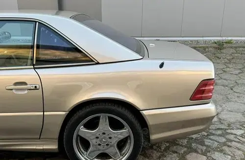 MERCEDES-BENZ SL 
