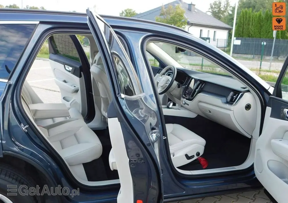 VOLVO XC 60 B4 B Geartronic Momentum Pro