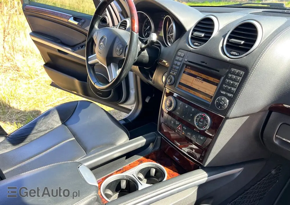 MERCEDES-BENZ GL 450 4Matic 7G-TRONIC Grand Edition