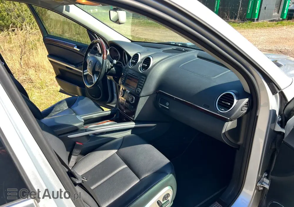 MERCEDES-BENZ GL 450 4Matic 7G-TRONIC Grand Edition