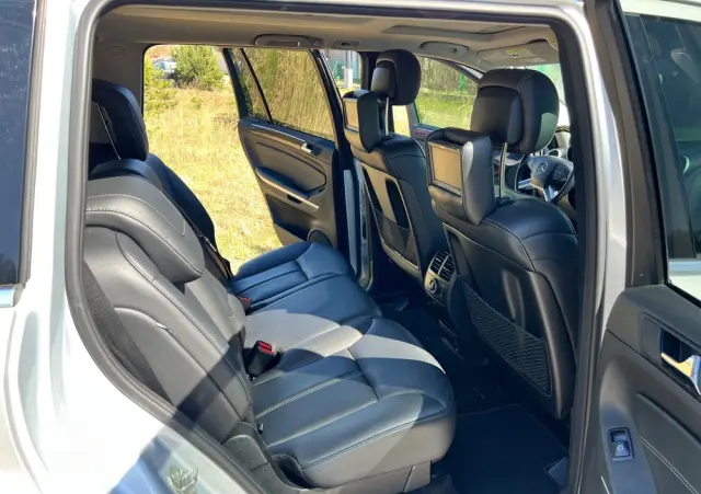 MERCEDES-BENZ GL 450 4Matic 7G-TRONIC Grand Edition