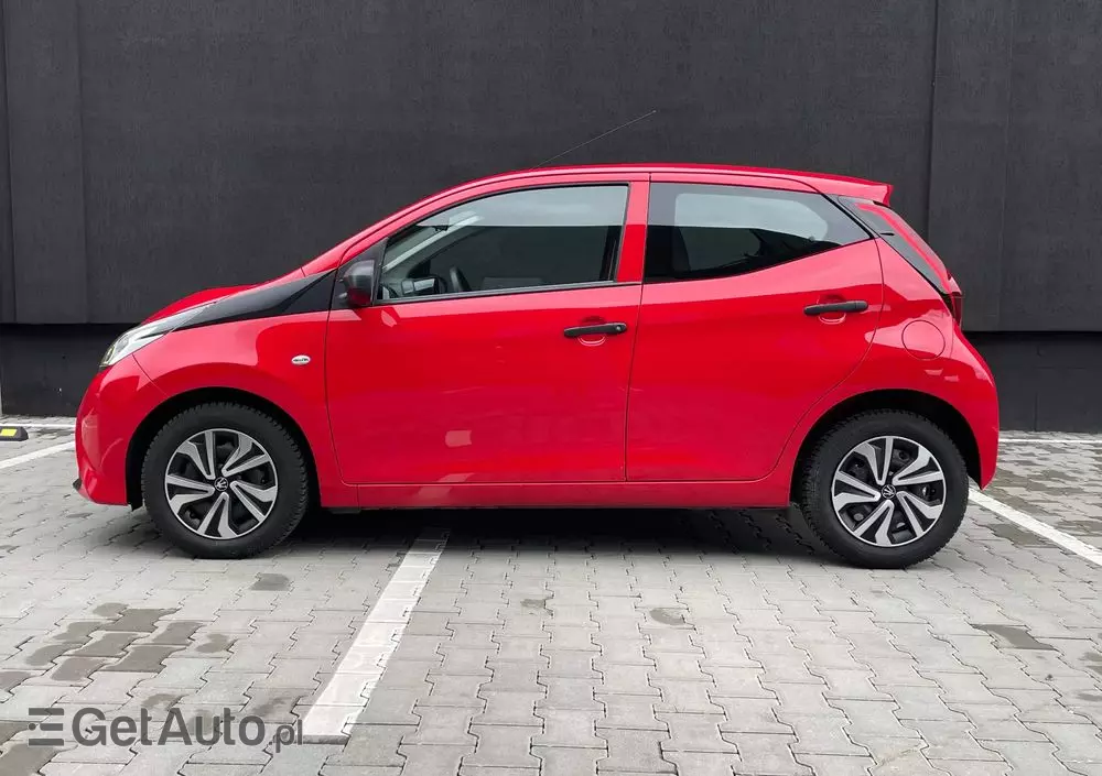 TOYOTA Aygo 1.0 VVT-i Black Edition