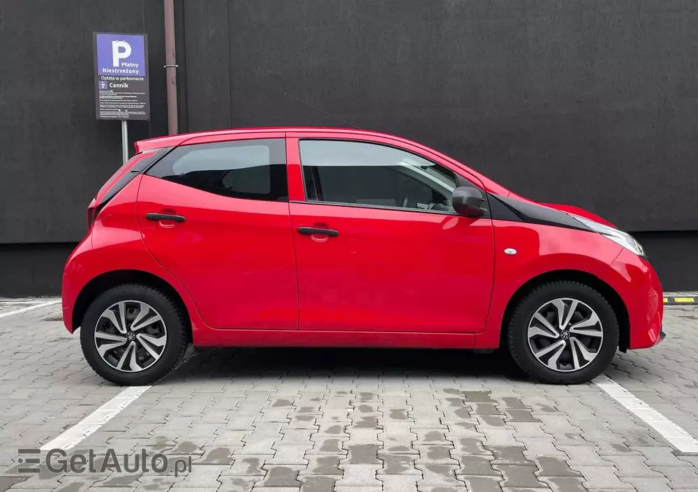 TOYOTA Aygo 1.0 VVT-i Black Edition
