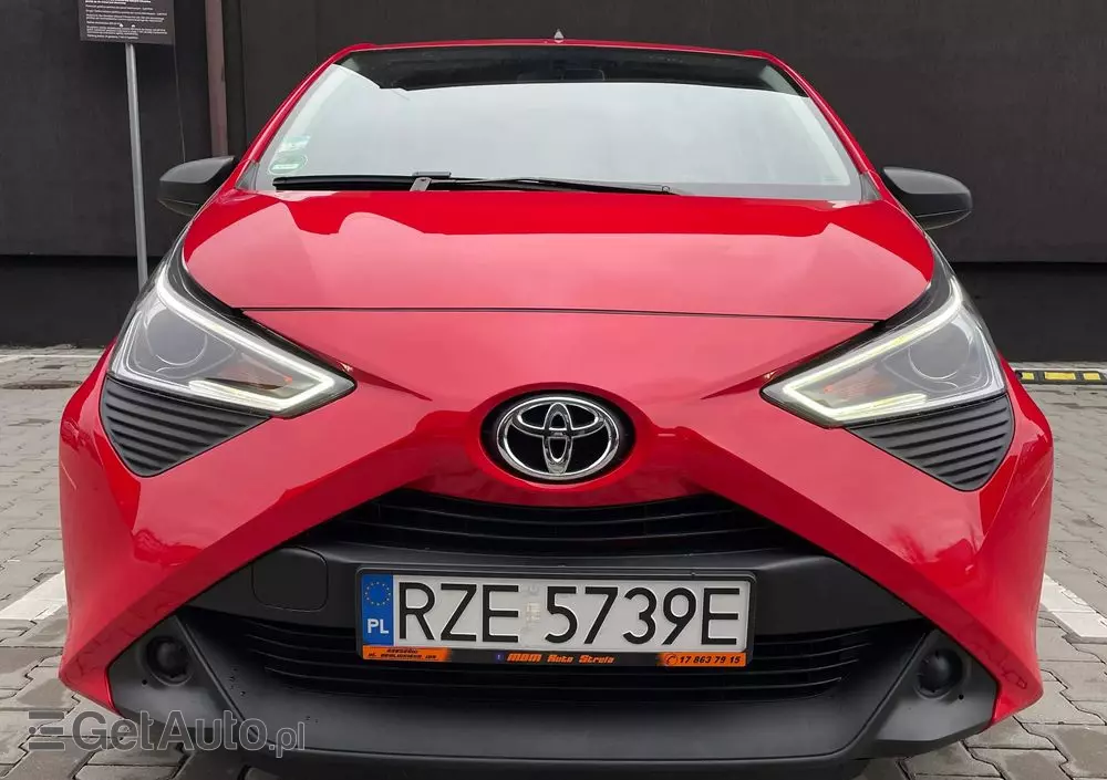 TOYOTA Aygo 1.0 VVT-i Black Edition