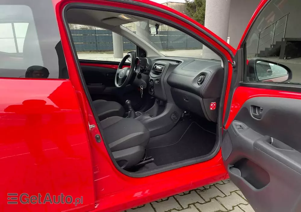 TOYOTA Aygo 1.0 VVT-i Black Edition