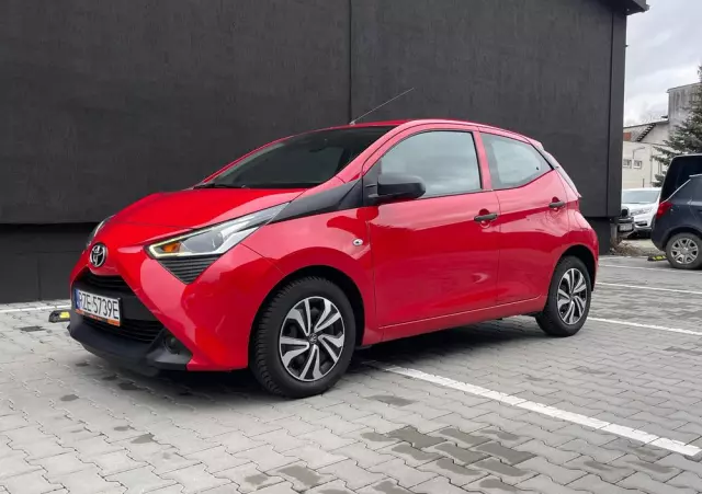 TOYOTA Aygo 1.0 VVT-i Black Edition