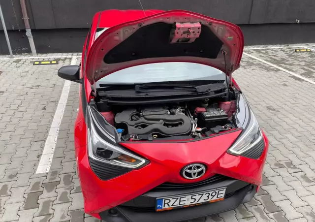 TOYOTA Aygo 1.0 VVT-i Black Edition