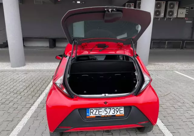 TOYOTA Aygo 1.0 VVT-i Black Edition