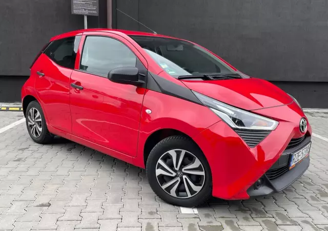 TOYOTA Aygo 1.0 VVT-i Black Edition