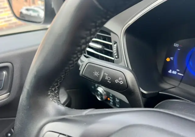 FORD Kuga 2.0 EcoBlue 4x4 TITANIUM X