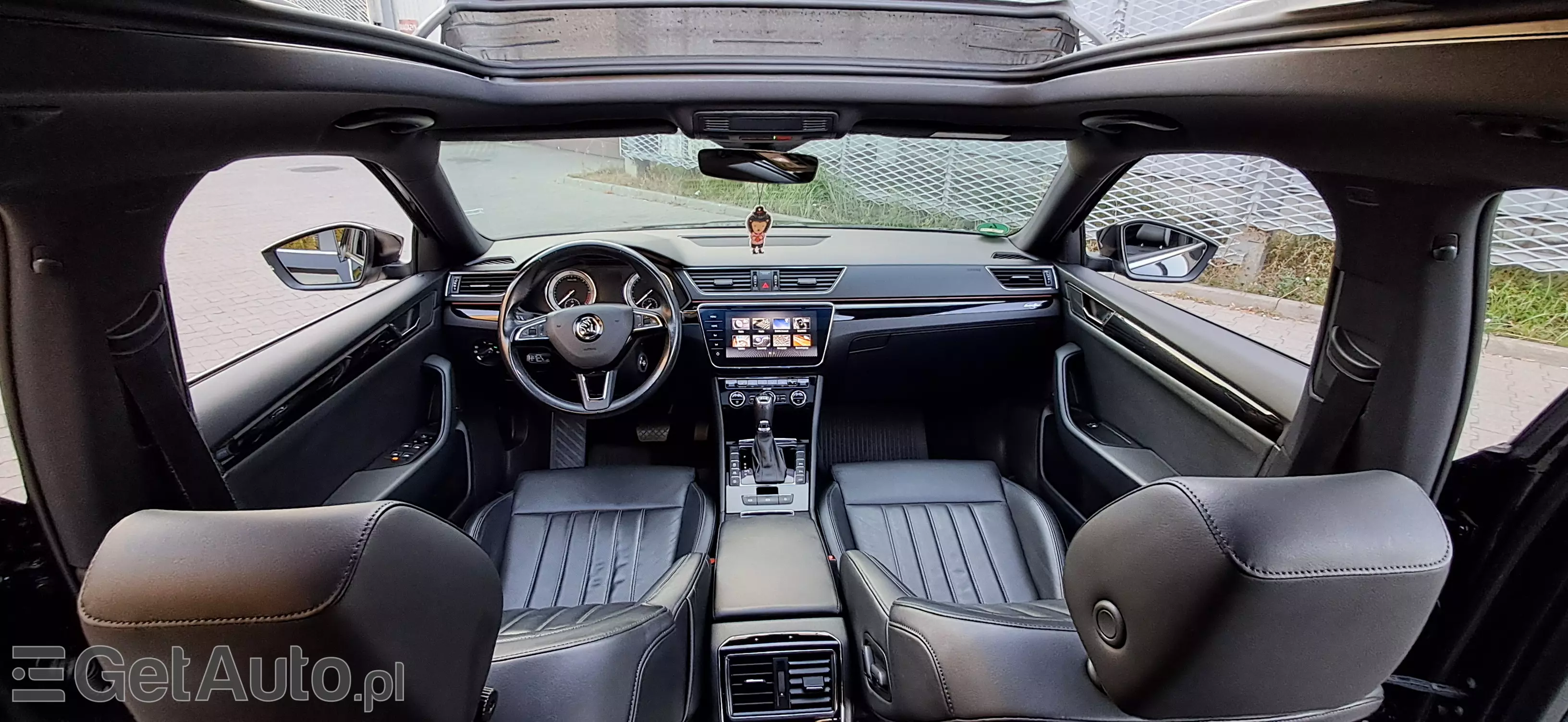 SKODA Superb Laurin & Klement 4x4 DSG