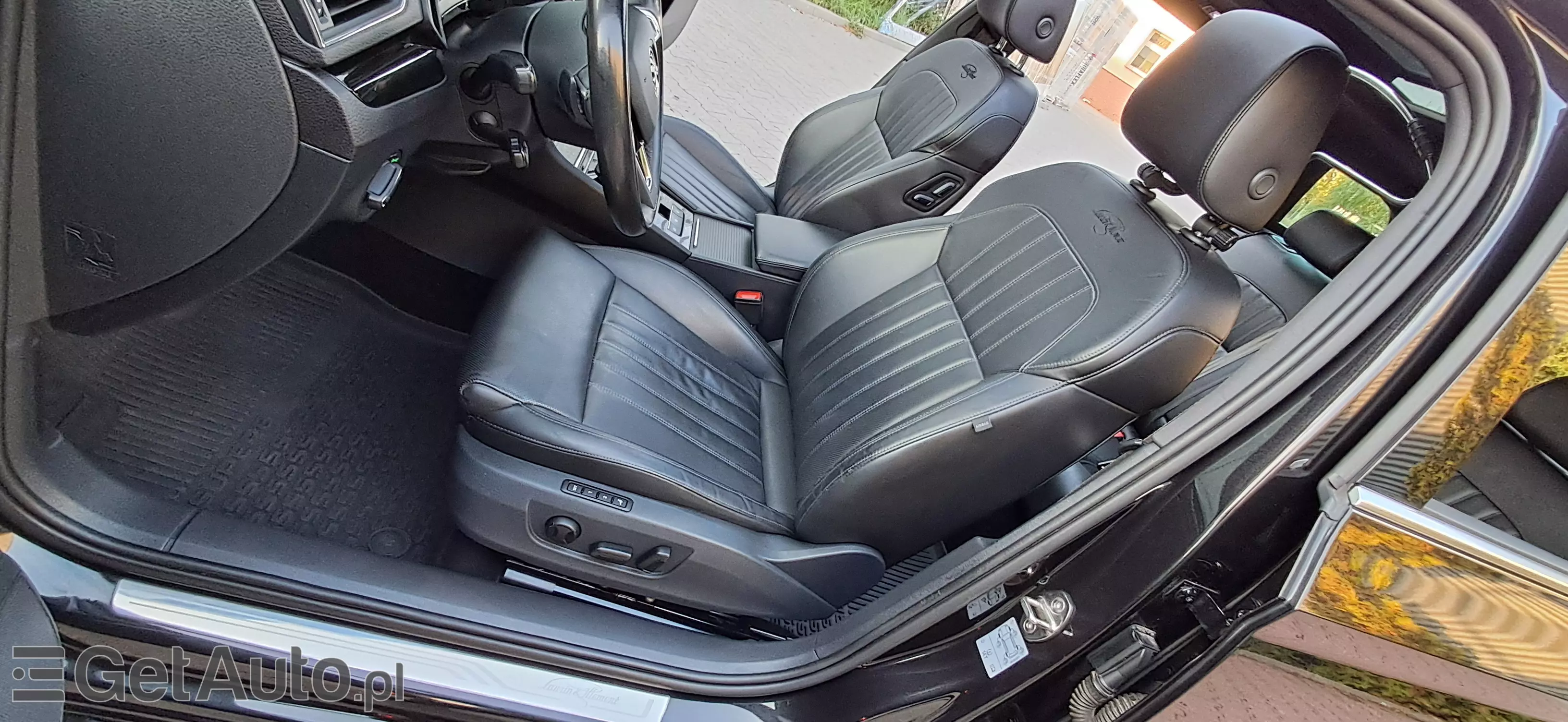 SKODA Superb Laurin & Klement 4x4 DSG