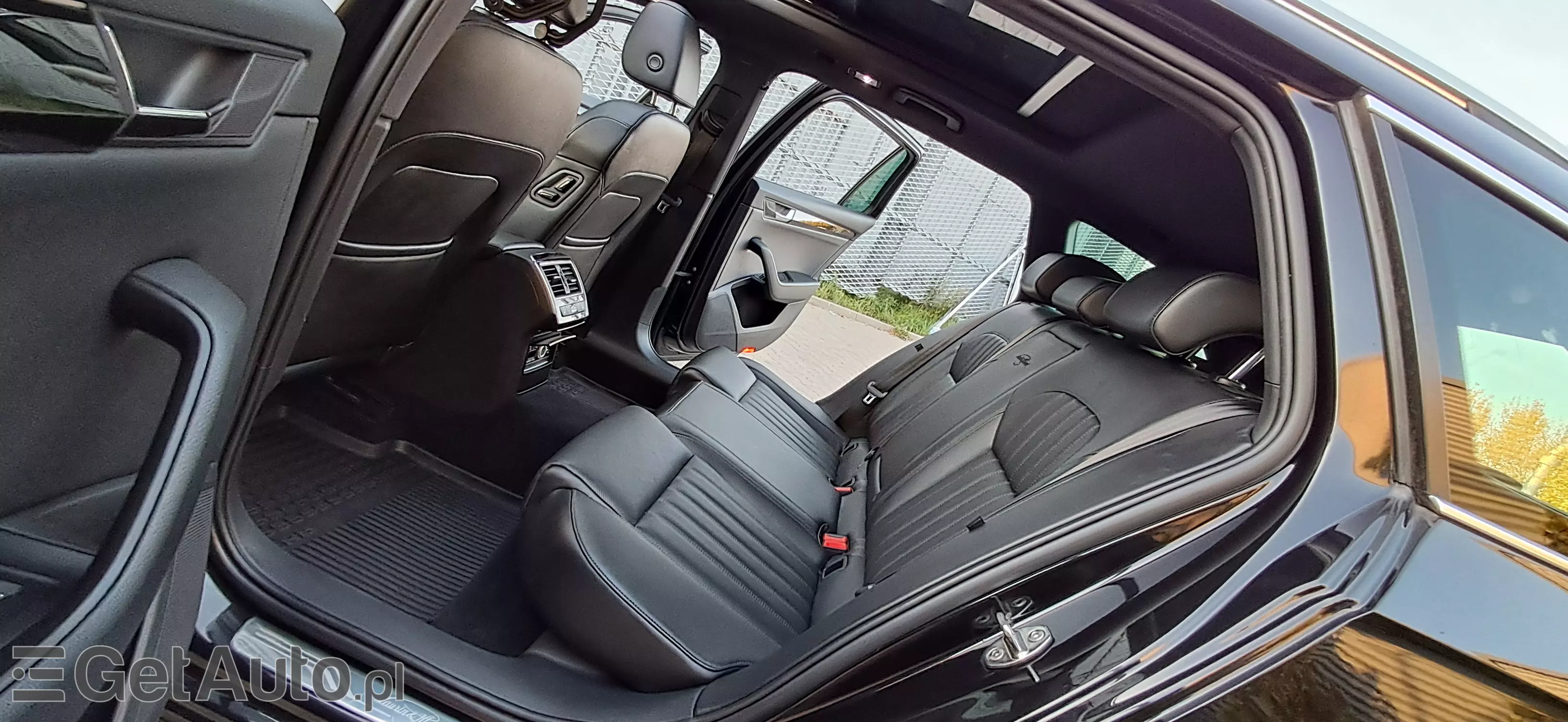 SKODA Superb Laurin & Klement 4x4 DSG