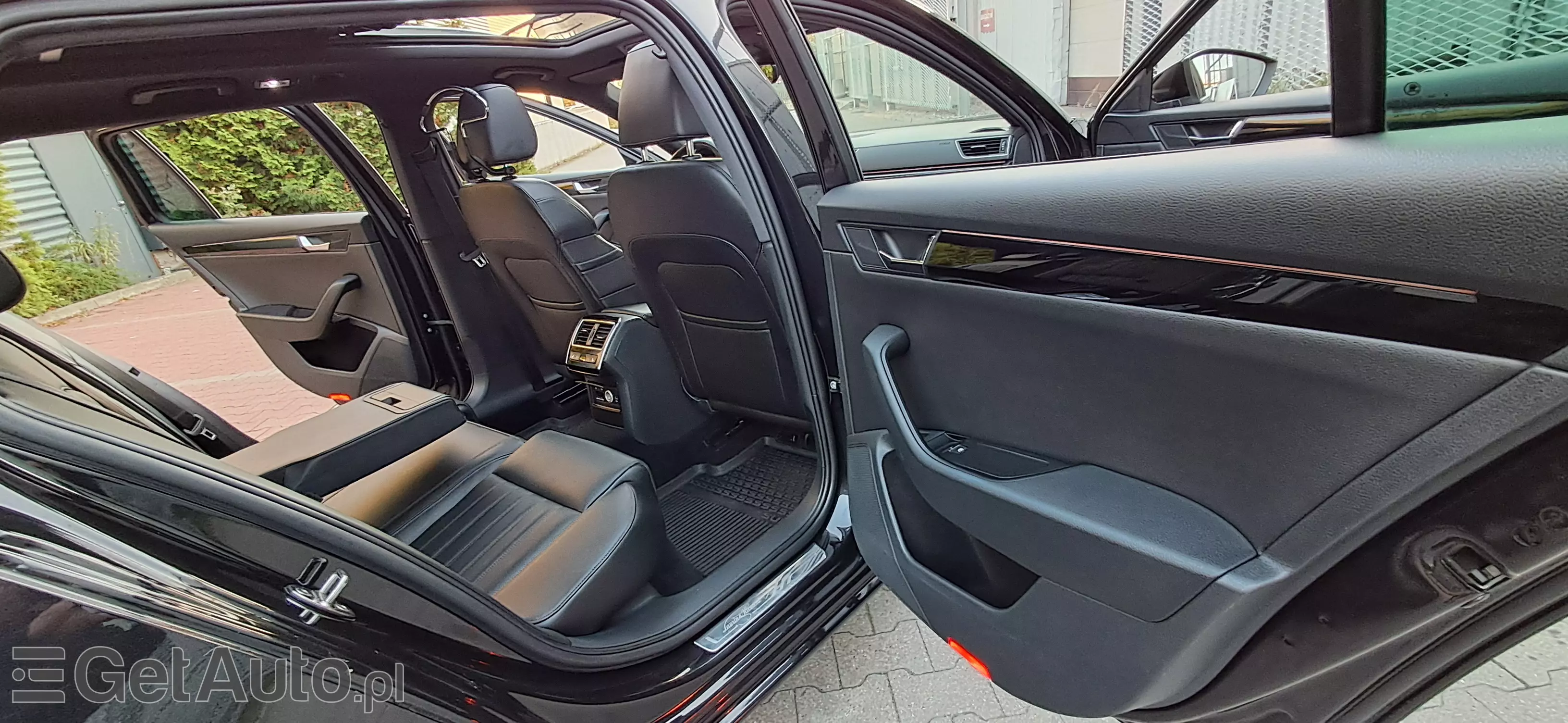 SKODA Superb Laurin & Klement 4x4 DSG