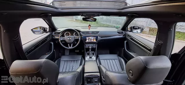 SKODA Superb Laurin & Klement 4x4 DSG