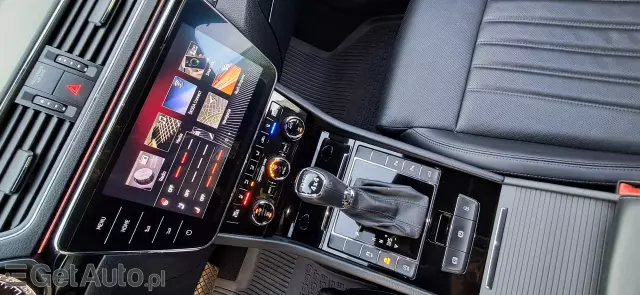 SKODA Superb Laurin & Klement 4x4 DSG