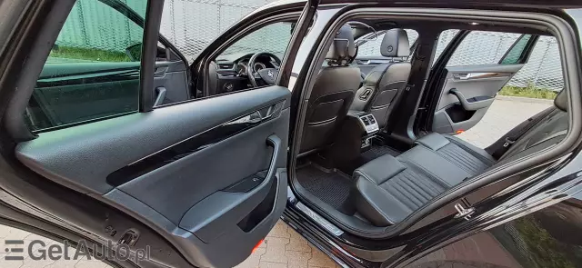 SKODA Superb Laurin & Klement 4x4 DSG