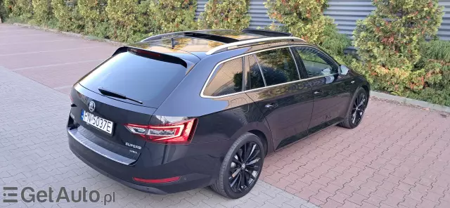 SKODA Superb Laurin & Klement 4x4 DSG
