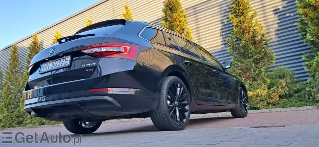 SKODA Superb Laurin & Klement 4x4 DSG
