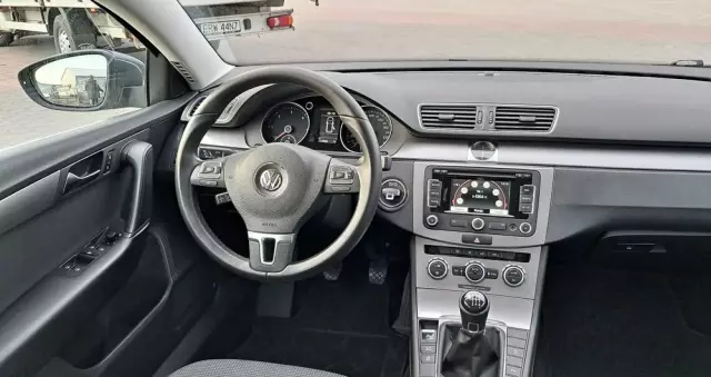 VOLKSWAGEN Passat 2.0 TDI Comfortline