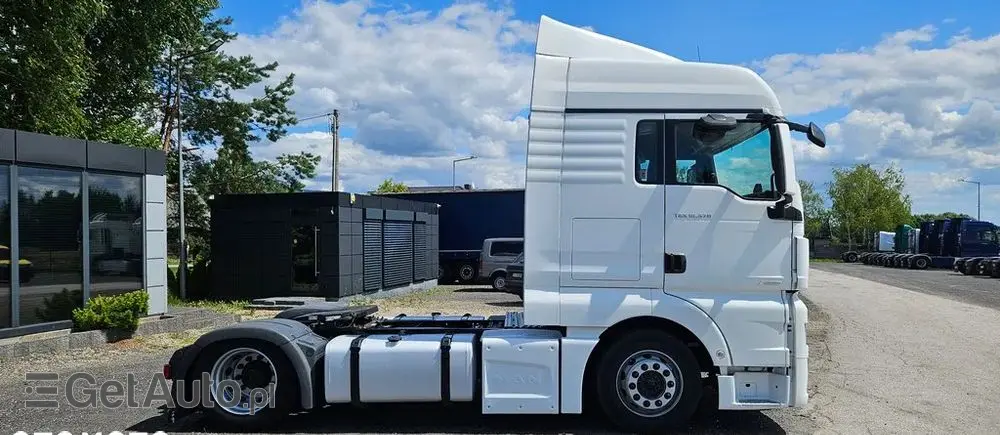 MAN TGX 18.470 XLX / LOW DECK / RETARDER / KSENON 