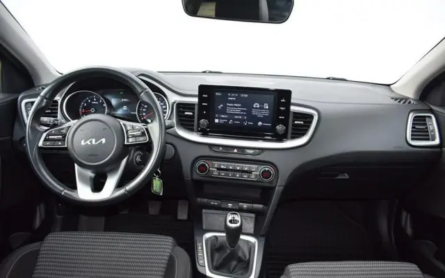 KIA XCeed 1.5 T-GDI M