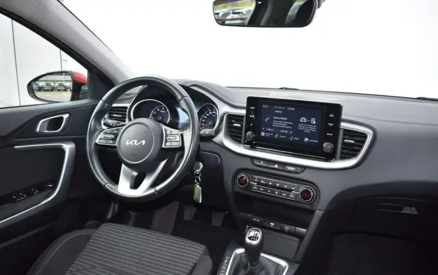 KIA XCeed 1.5 T-GDI M
