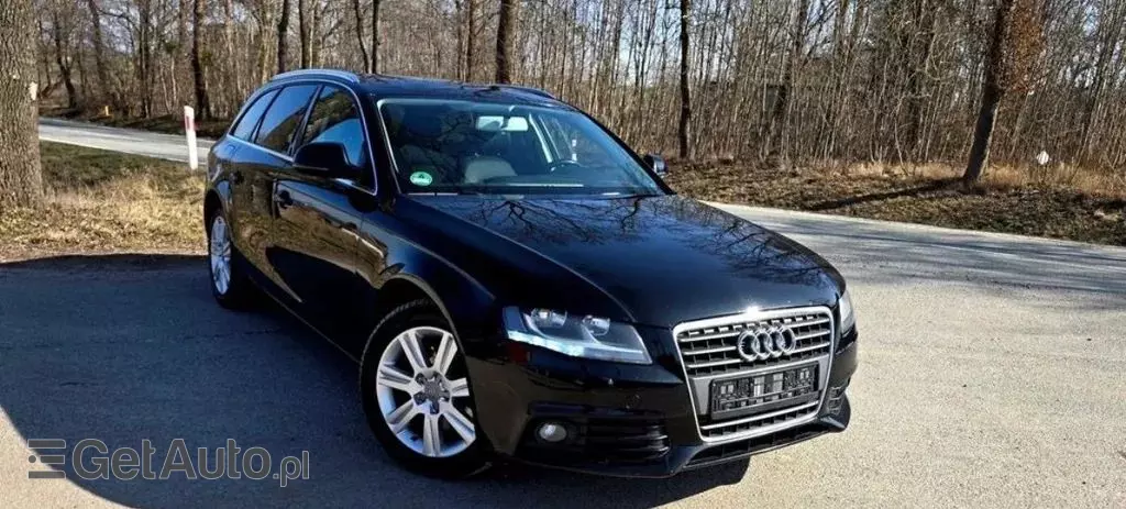 AUDI A4 