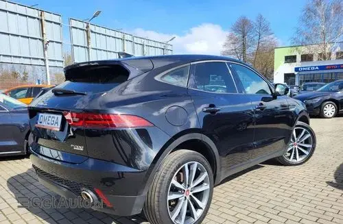 JAGUAR E-Pace 