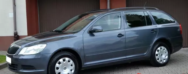 SKODA Octavia 