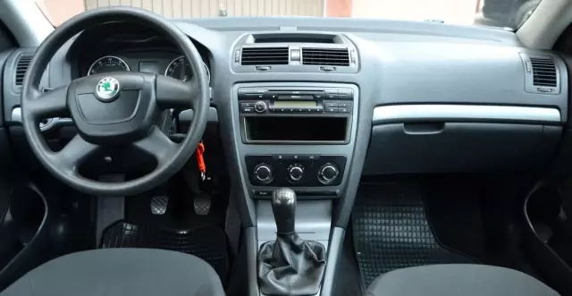 SKODA Octavia 
