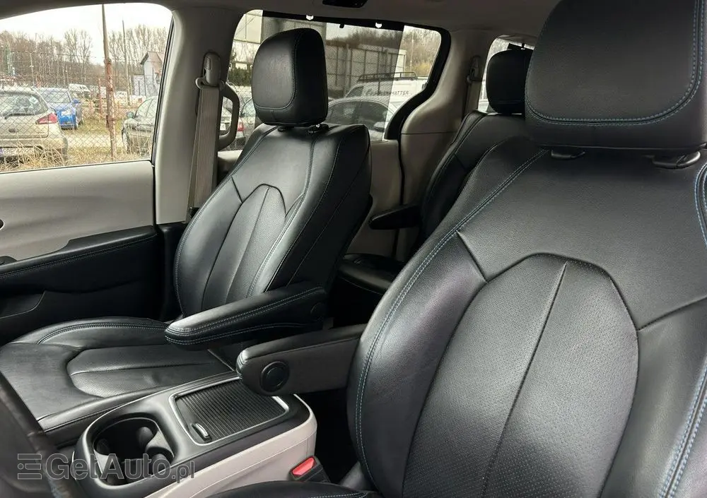 CHRYSLER Pacifica 