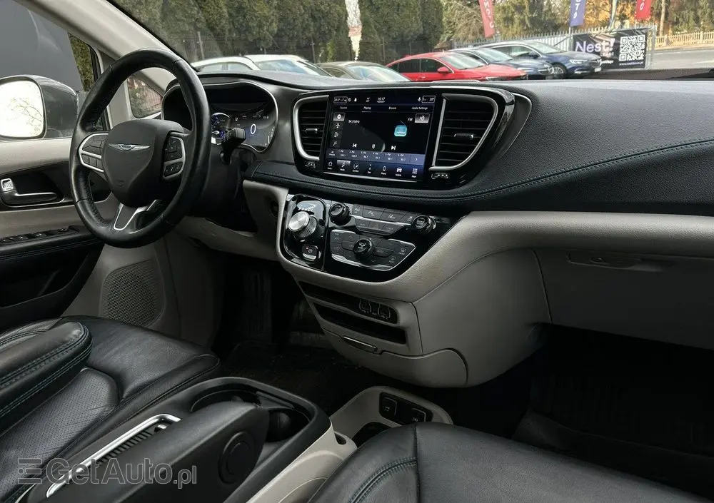 CHRYSLER Pacifica 